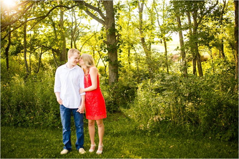 Bloomington Wedding Photographer, Champaign Wedding Photographer, What to Wear For Your Engagement Session_1174.jpg