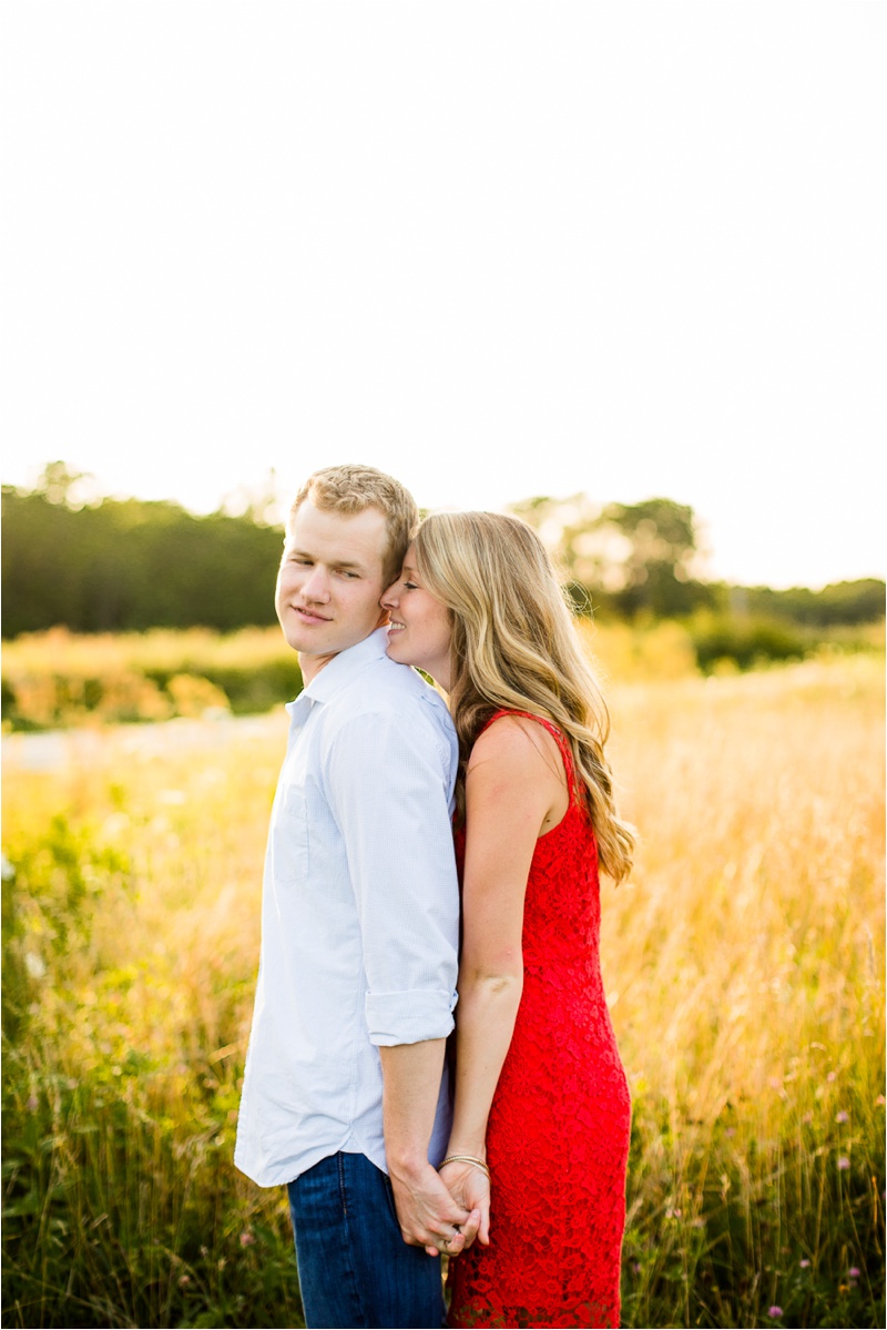 Bloomington Wedding Photographer, Champaign Wedding Photographer, What to Wear For Your Engagement Session_1188.jpg
