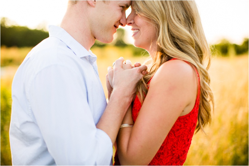 Bloomington Wedding Photographer, Champaign Wedding Photographer, What to Wear For Your Engagement Session_1190.jpg