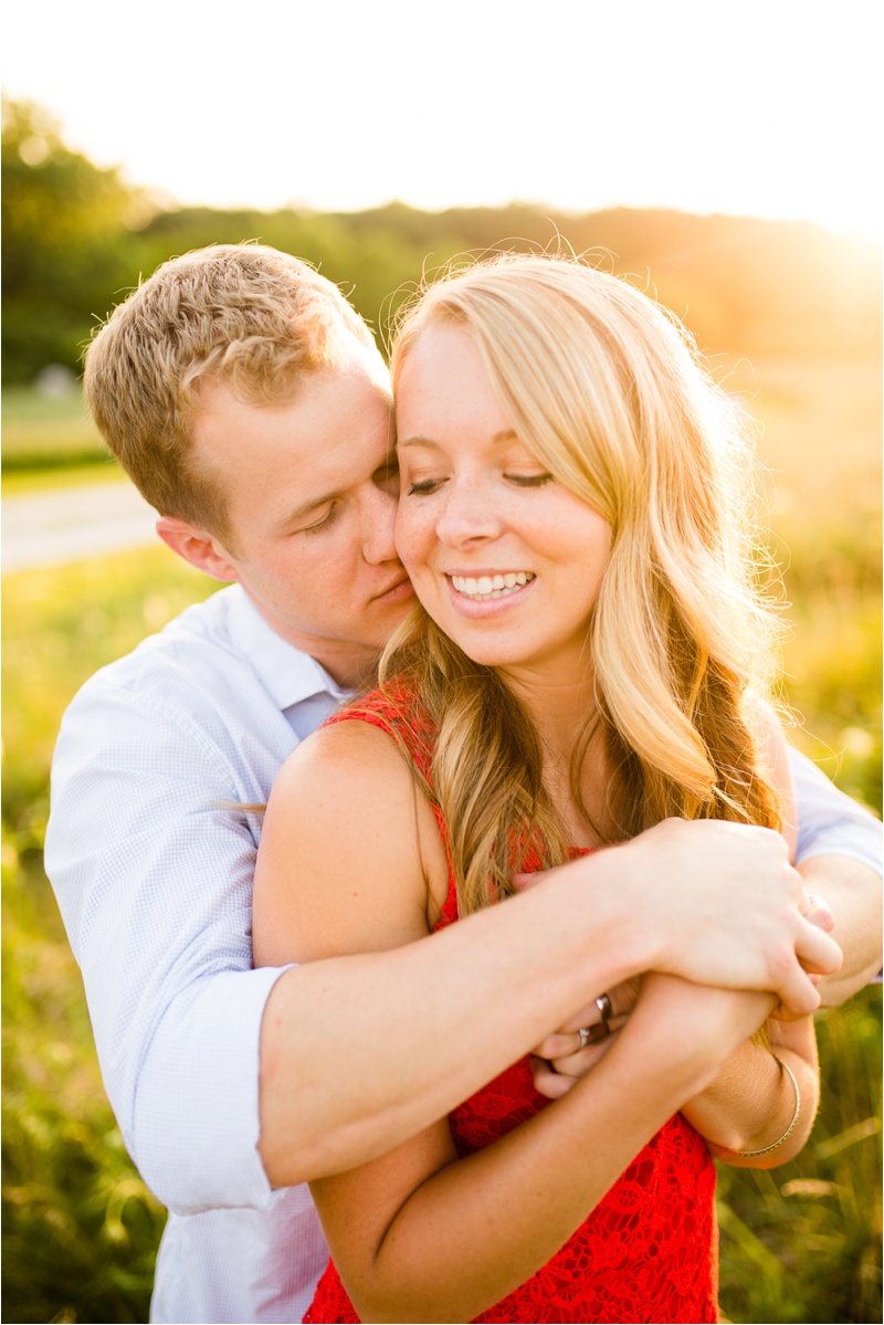 Bloomington Wedding Photographer, Champaign Wedding Photographer, What to Wear For Your Engagement Session_1206.jpg