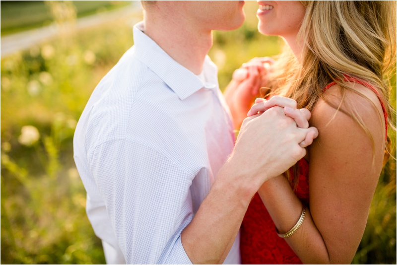 Bloomington Wedding Photographer, Champaign Wedding Photographer, What to Wear For Your Engagement Session_1211.jpg