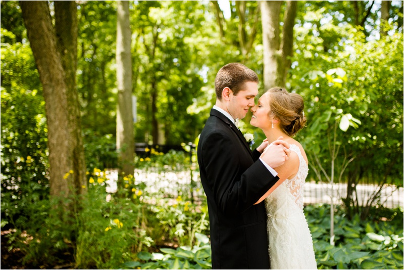 Bloomington Wedding Photographer, Champaign Wedding Photographer, What to Wear For Your Engagement Session_1258.jpg
