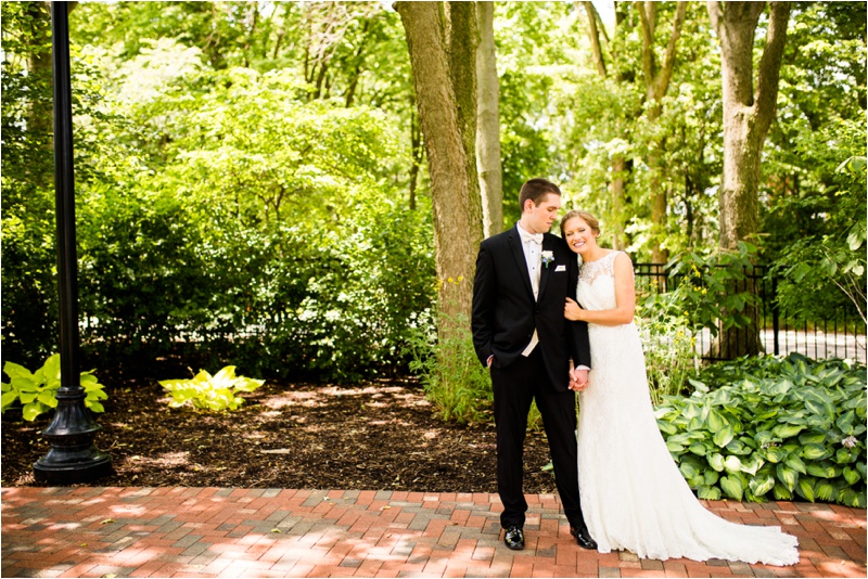 Bloomington Wedding Photographer, Champaign Wedding Photographer, What to Wear For Your Engagement Session_1276.jpg