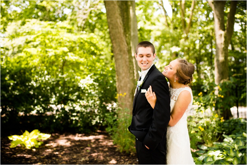 Bloomington Wedding Photographer, Champaign Wedding Photographer, What to Wear For Your Engagement Session_1279.jpg