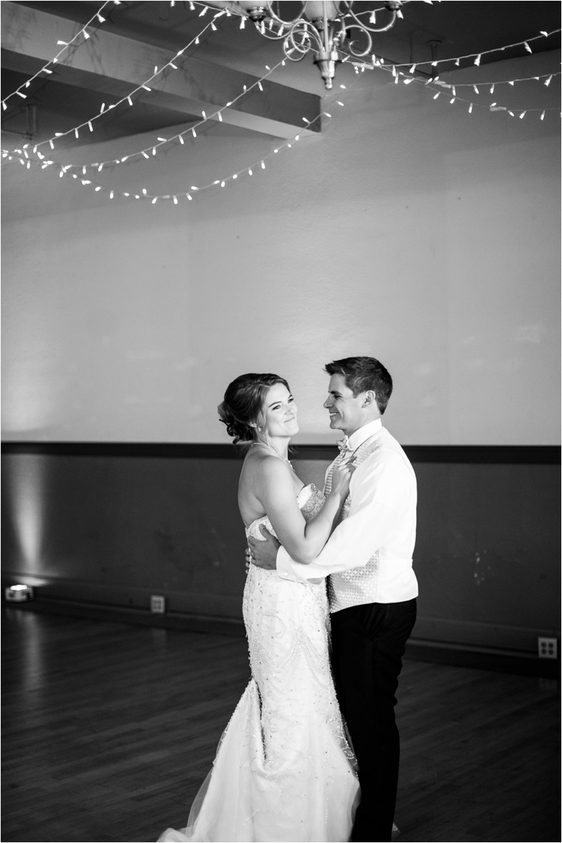 Illinois Wedding Photographer, Bloomington Wedding Photographer, Walton Centre Wedding_2179.jpg