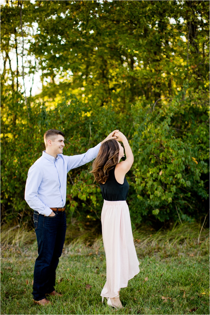 complementary colors for engagement photos
