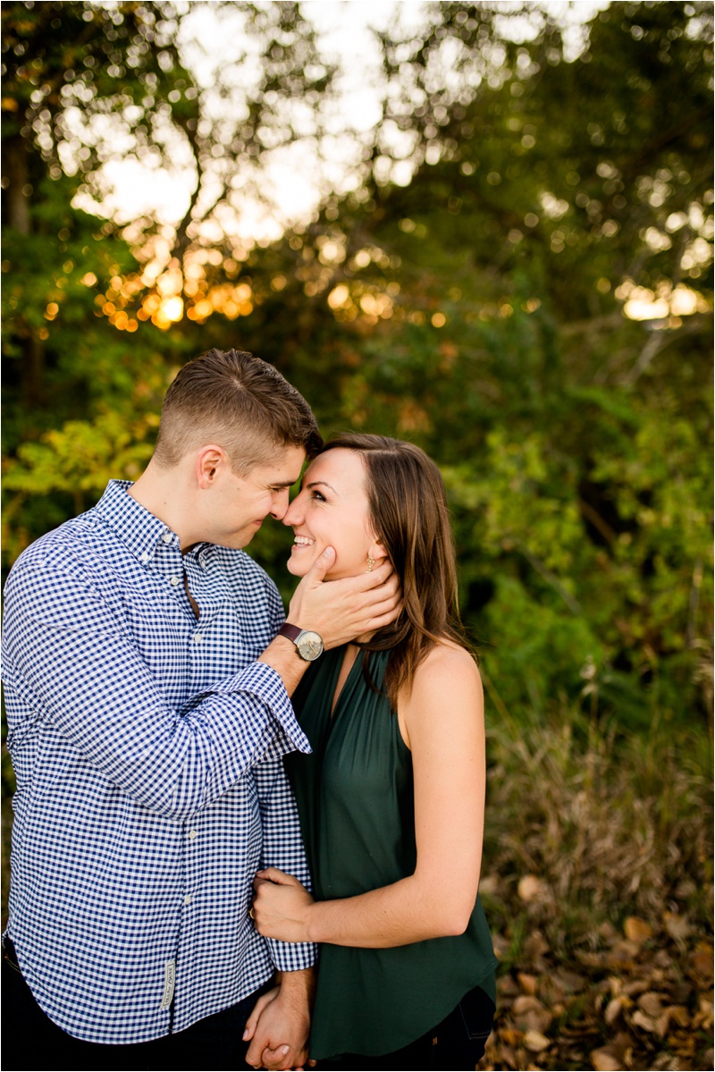 best engagement photography poses