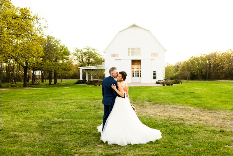 Illinois Wedding Photographer, Bloomington Wedding Photographer, Best Wedding Photos of 2017_4472.jpg