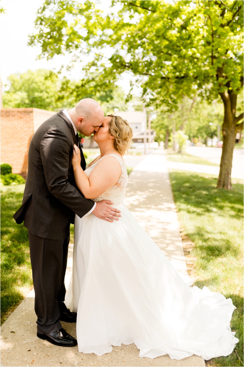 Bloomington Illinois Wedding Photographer, Bloomington Illinois Wedding Photographer, Eastland Suites Hotel Wedding Photos_5343.jpg