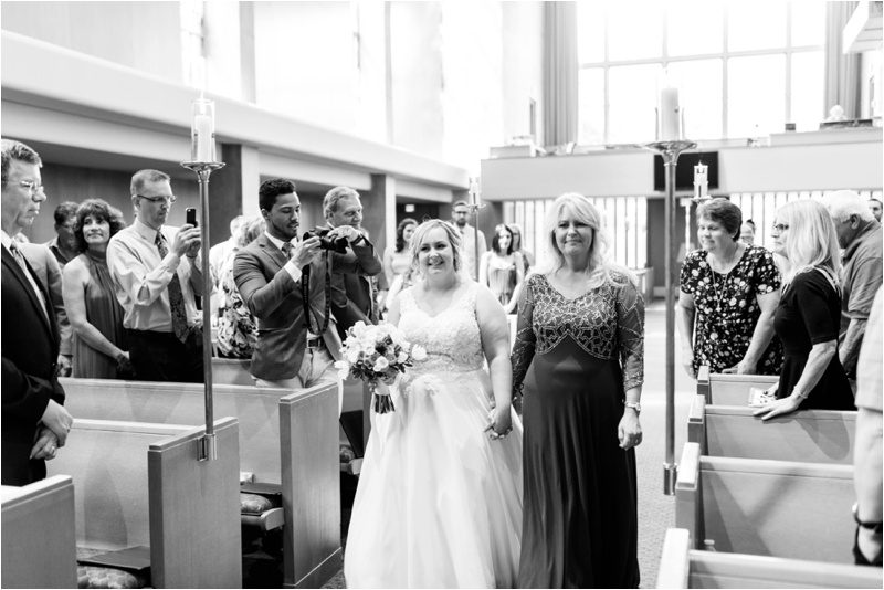 Bloomington Illinois Wedding Photographer, Bloomington Illinois Wedding Photographer, Eastland Suites Hotel Wedding Photos_5371.jpg