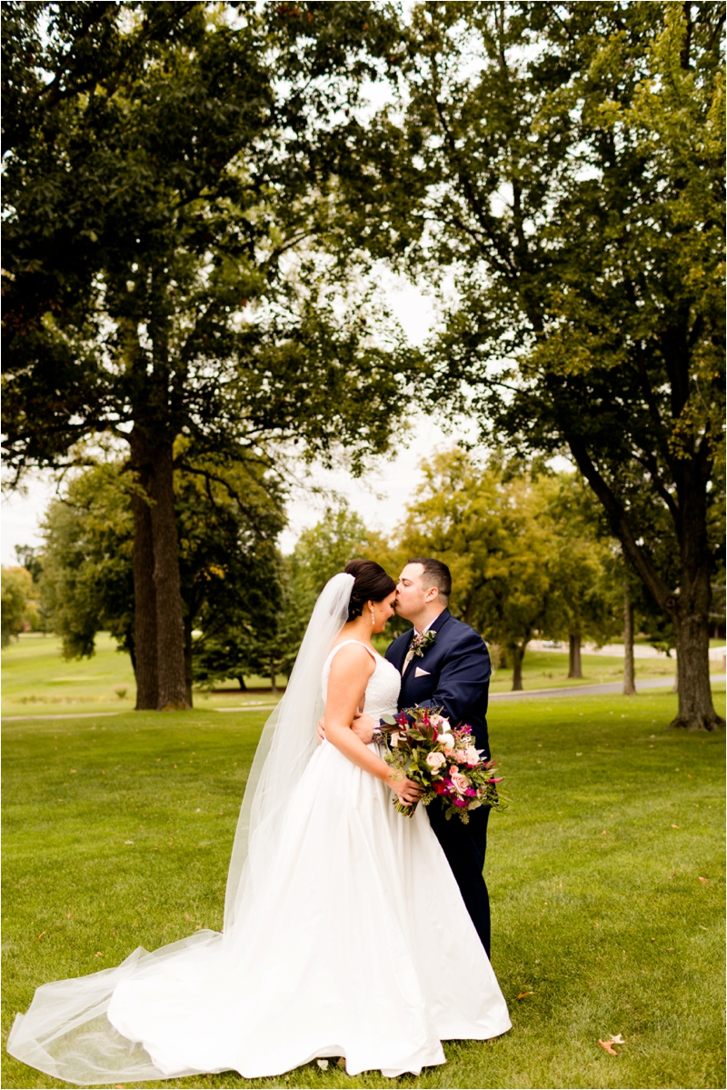Bloomington Illinois Wedding Photographer, Normal Illinois Wedding Photographer, Bloomington Country Club Wedding Photos_7352.jpg