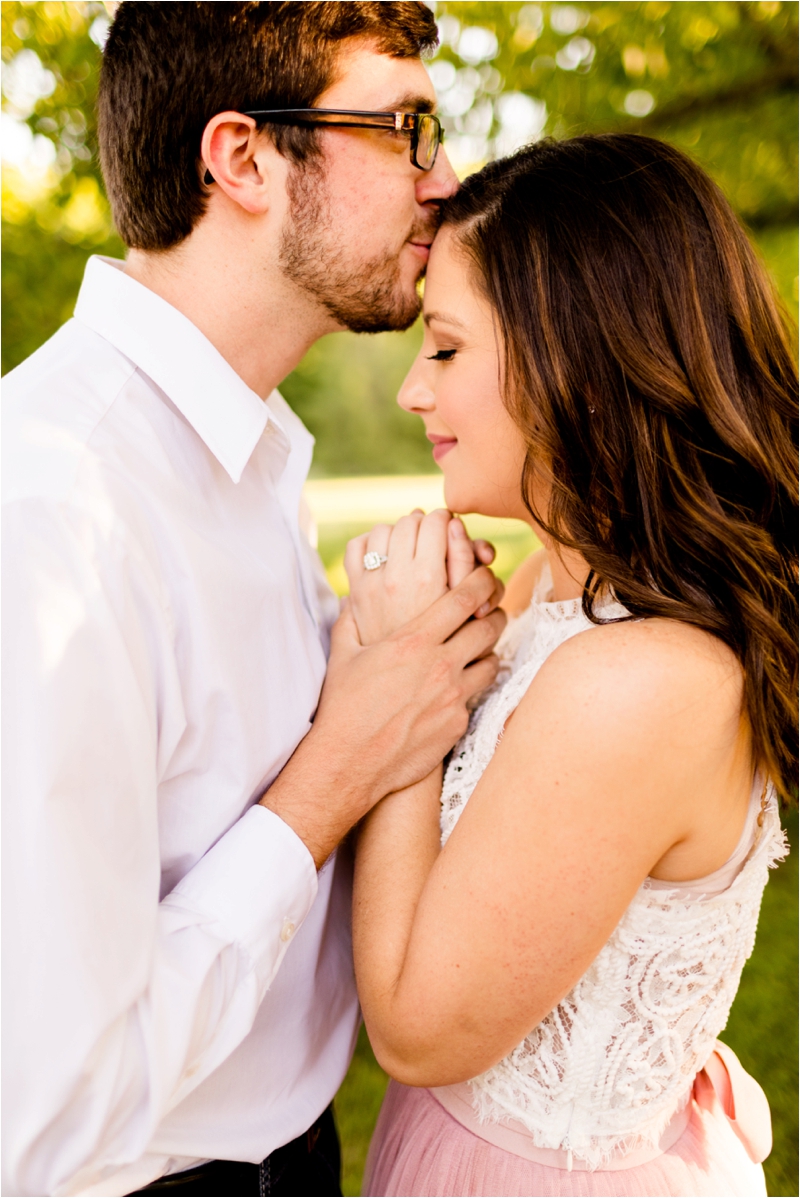 Caitlin and Luke Photography, Illinois Wedding Photographers, Chicago Wedding Photographers, Illinois Husband and Wife Wedding Photography Team_8893.jpg