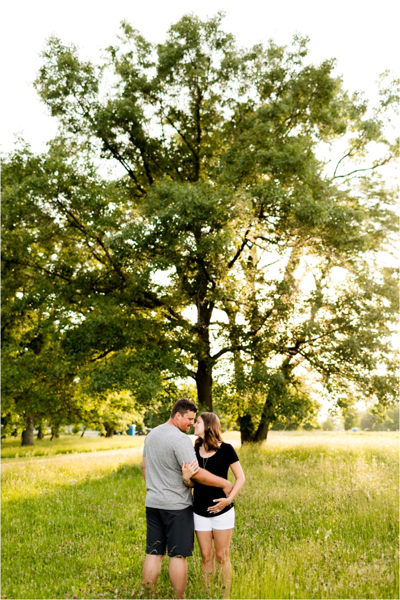 Caitlin and Luke Photography, Illinois Wedding Photographers, Chicago Wedding Photographers, Illinois Husband and Wife Wedding Photography Team_8950.jpg