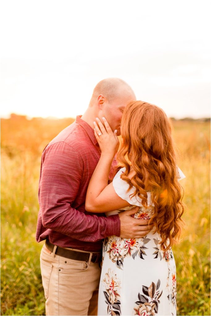Caitlin-and-Luke-Photography-Illinois-Wedding-Photographers-Chicago-Wedding-Photographers-Illinois-Husband-and-Wife-Wedding-Photography-Team_9002-683x1024 Top Engagement Session Poses to Try