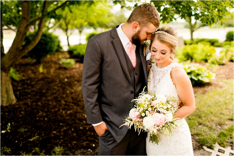 Caitlin and Luke Photography, Illinois Wedding Photographers, Chicago Wedding Photographers, Illinois Husband and Wife Wedding Photography Team_9161.jpg