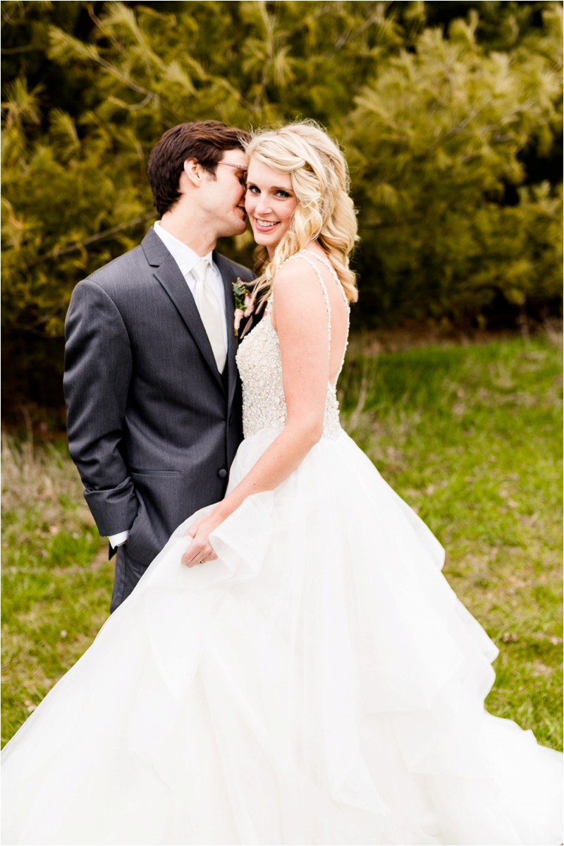 Caitlin and Luke Photography, Illinois Wedding Photographers, Chicago Wedding Photographers, Illinois Husband and Wife Wedding Photography Team_9203.jpg