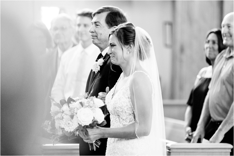 Caitlin and Luke Photography, Illinois Wedding Photographers, Chicago Wedding Photographers, Illinois Husband and Wife Wedding Photography Team_9207.jpg