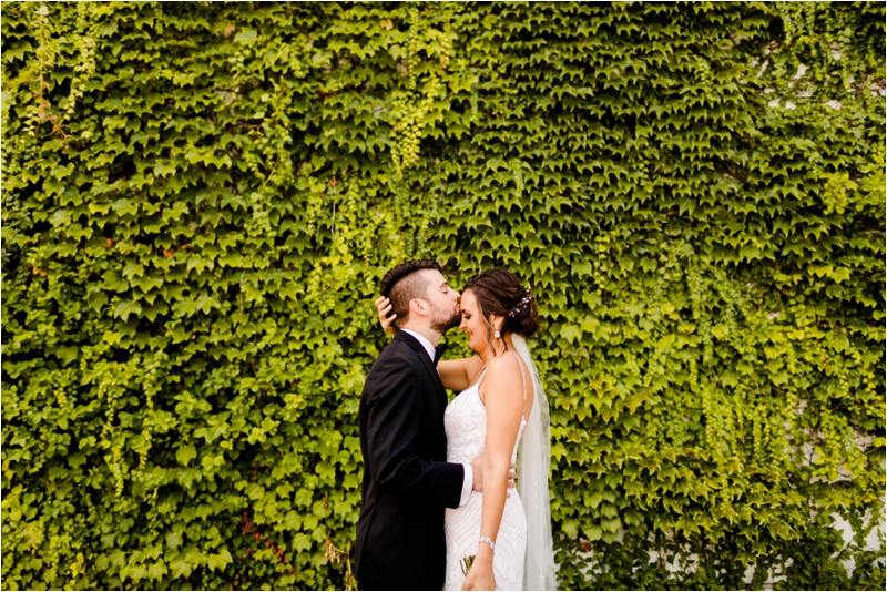 Caitlin and Luke Photography, Illinois Wedding Photographers, Chicago Wedding Photographers, Illinois Husband and Wife Wedding Photography Team_9223.jpg