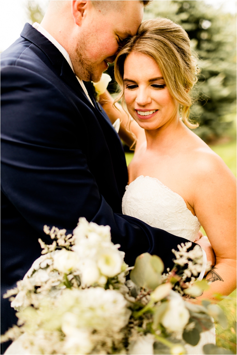 Caitlin and Luke Photography, Illinois Wedding Photographers, Chicago Wedding Photographers, Illinois Husband and Wife Wedding Photography Team_9257.jpg