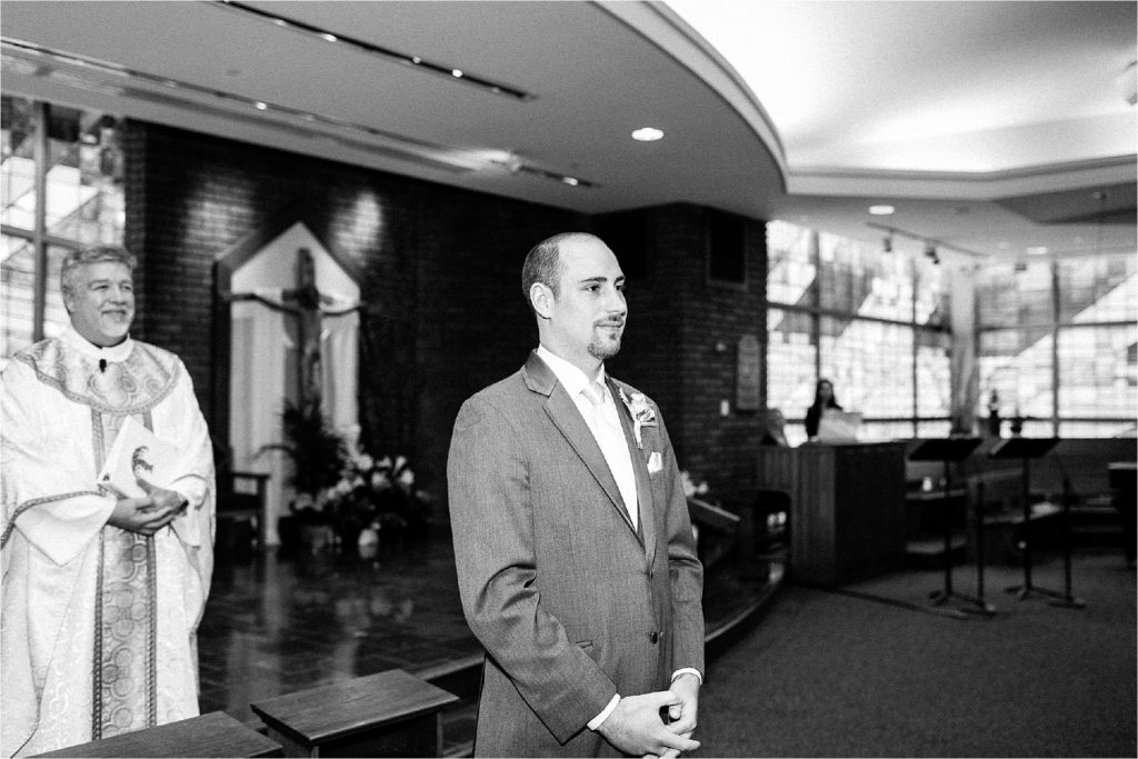 Bloomington Illinois Wedding Photographer, Naperville Illinois Wedding Photographer, Lords Park Wedding Photos, The Seville Wedding Photos