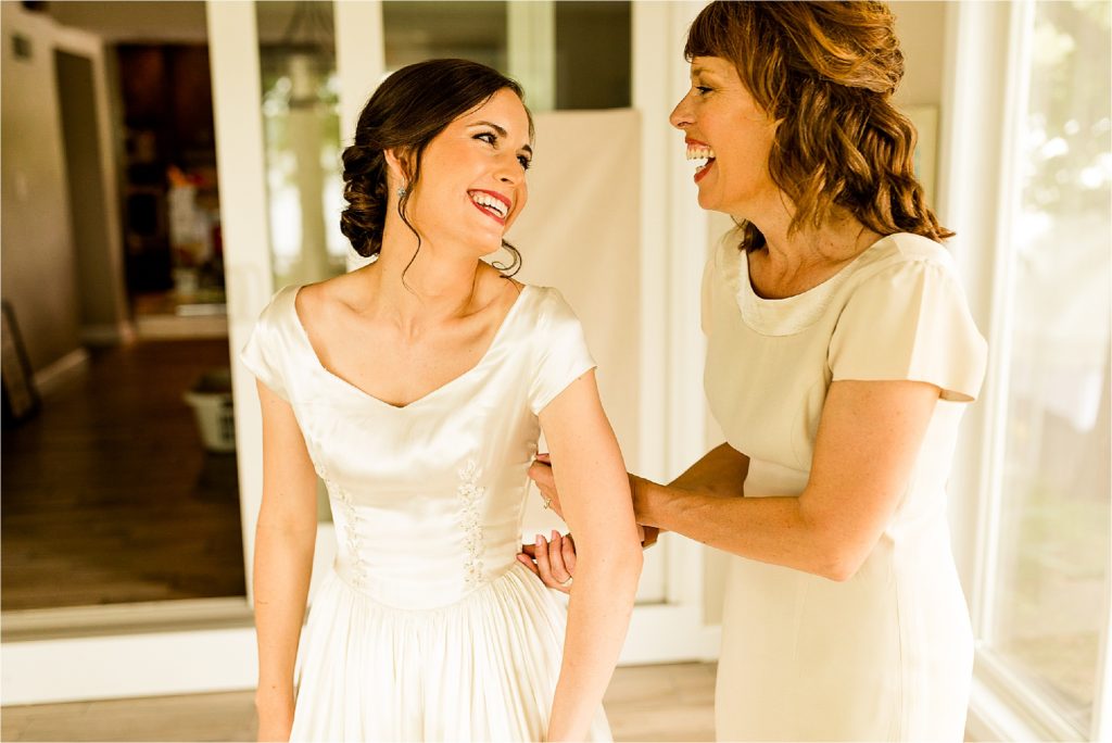 Bloomington Illinois Wedding Photographer, Champaign Illinois Wedding Photographer, Lincoln Memorial Gardens Wedding Photos