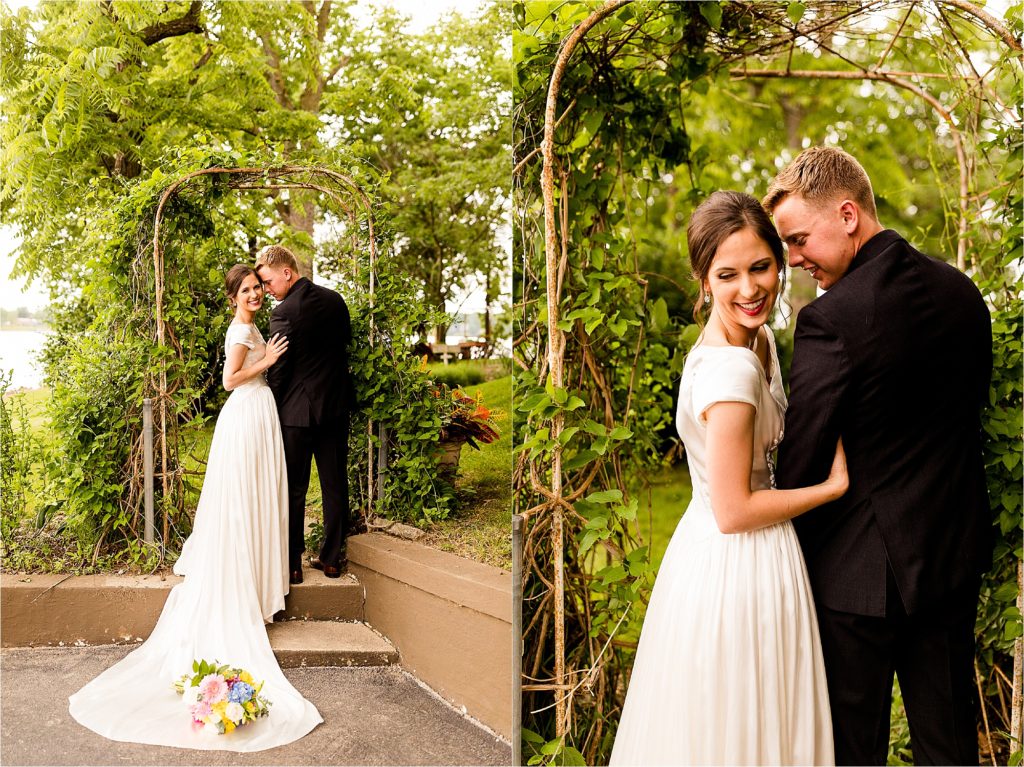 Bloomington Illinois Wedding Photographer, Champaign Illinois Wedding Photographer, Lincoln Memorial Gardens Wedding Photos