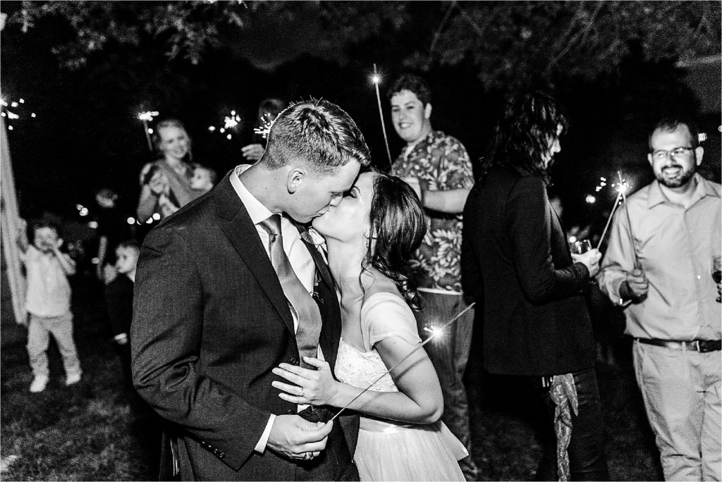 Bloomington Illinois Wedding Photographer, Champaign Illinois Wedding Photographer, Lincoln Memorial Gardens Wedding Photos