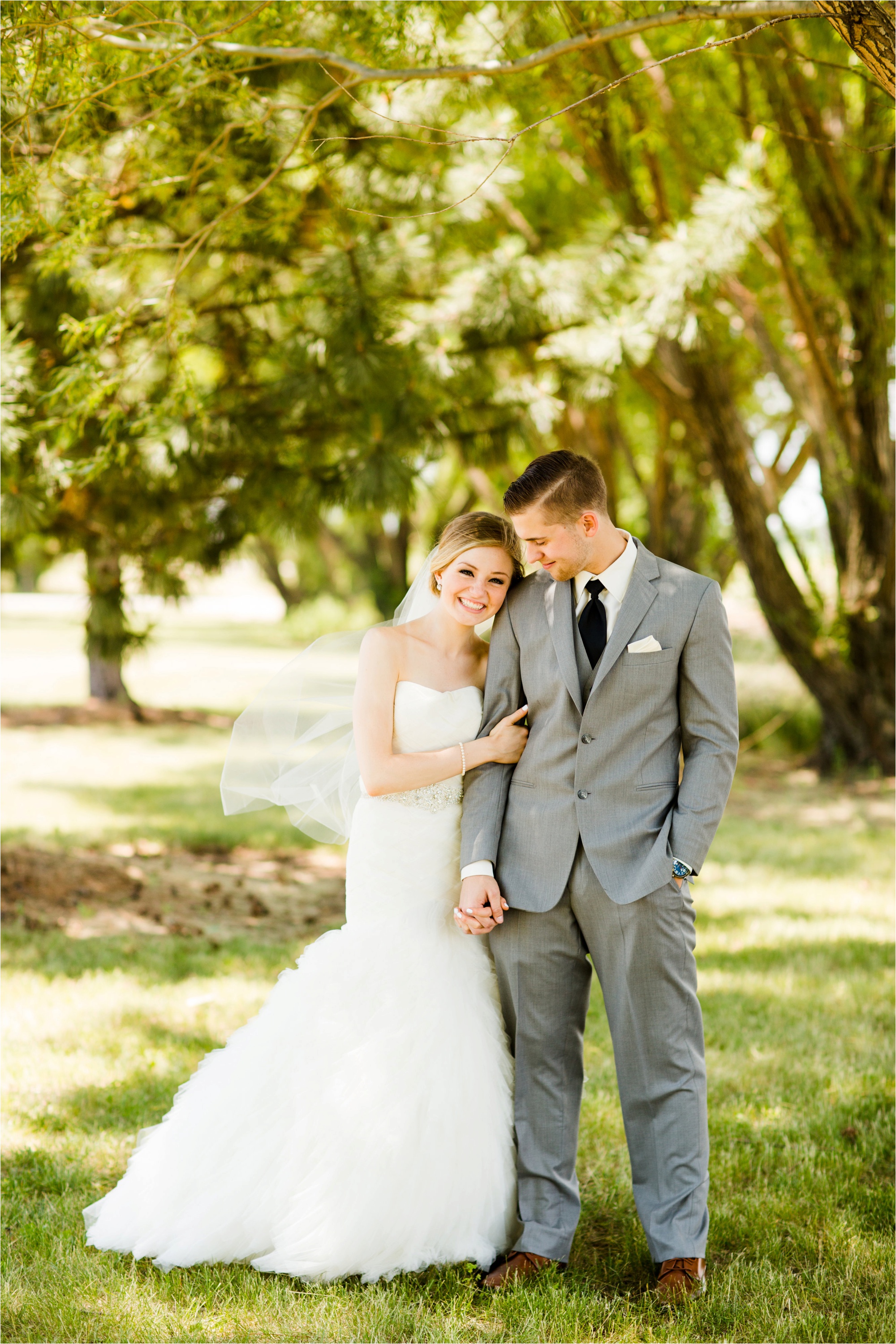 Caitlin and Luke Photography, Bloomington Normal Wedding Photographers, Illinois Wedding Photographers, Illinois Husband and Wife Wedding Photography Team_0286.jpg