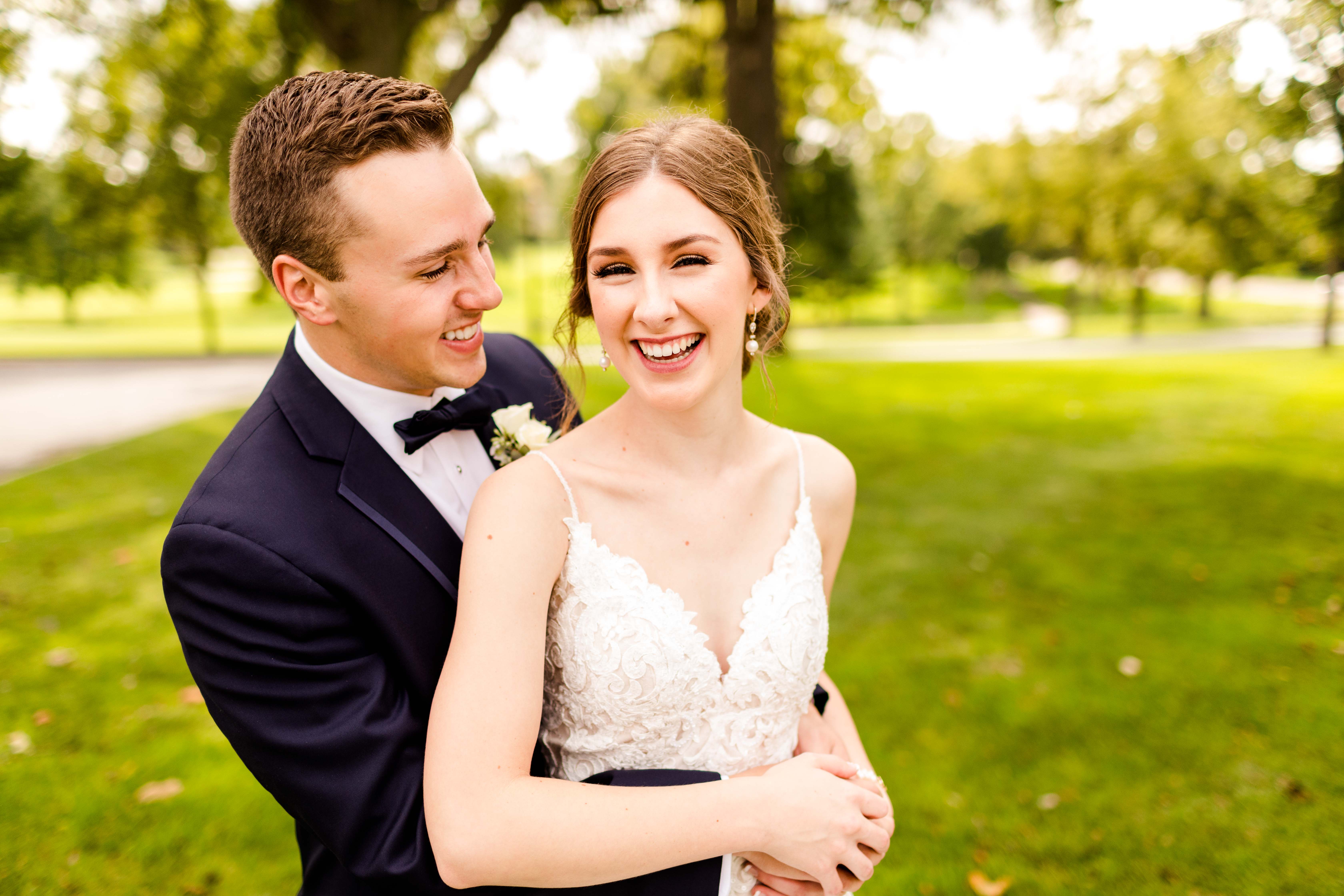 Caitlin and Luke Photography, Bloomington Normal Illinois Wedding Photographers, Illinois Wedding Photographers, Bloomington Country Club Wedding Photos