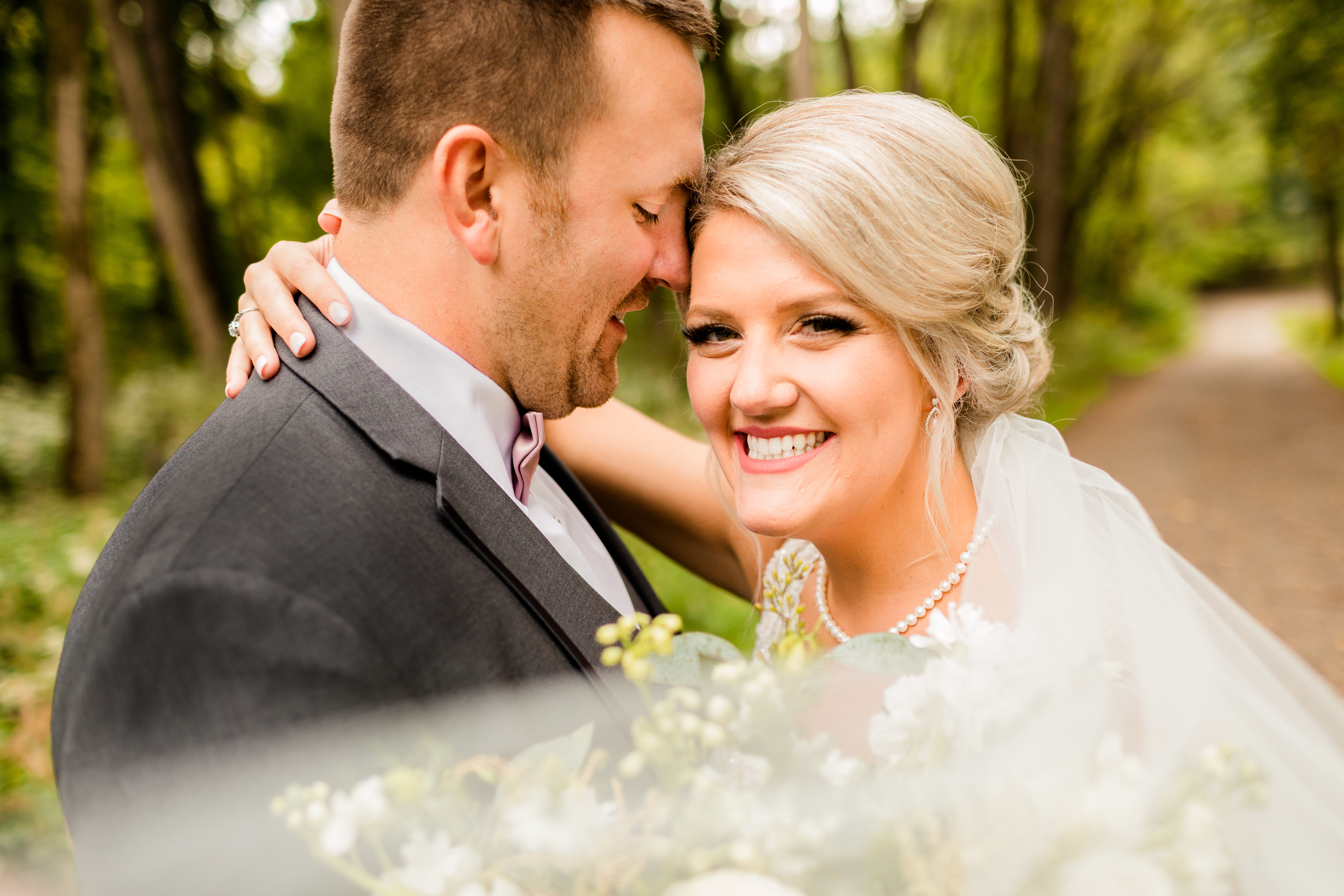 Caitlin-and-Luke-Photography-Timber-Pointe-Outdoor-Center-Wedding-Photos-Hudson-Illinois-wedding-photographers-Timber-Pointe-Outdoor-Center-wedding-Illinois-Wedding-photographers