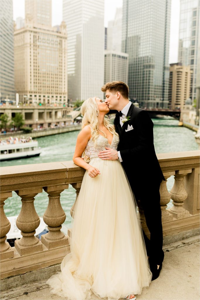 Caitlin and Luke Photography, Wyndham Grand Chicago Riverfront Wedding Photos, Chicago Illinois wedding photographers, Chicago IL wedding photos, Illinois wedding photographers