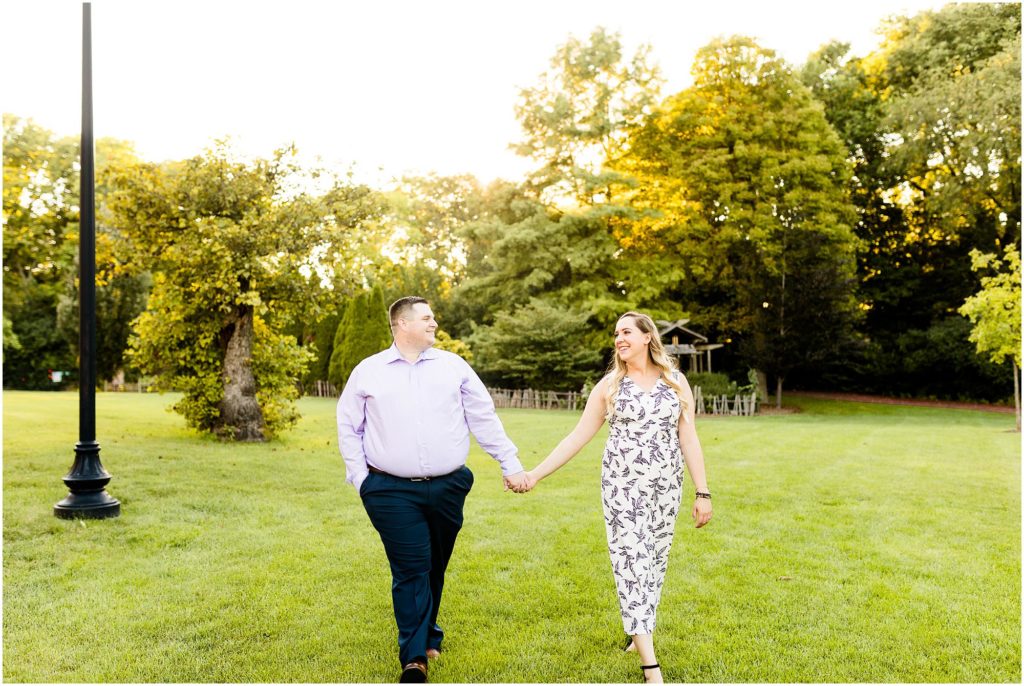sunset engagement photos at Ewing Manor photographed by Caitlin and Luke Photography, Ewing Manor Engagement Photos, Illinois engagement session