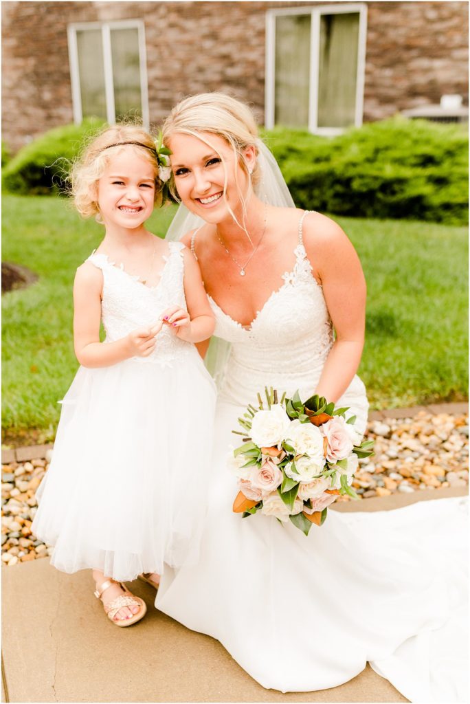 Caitlin and Luke Photography, Bloomington Wedding Photographers, Illinois Wedding Photographer, Holiday Inn & Suites Bloomington Wedding Photos