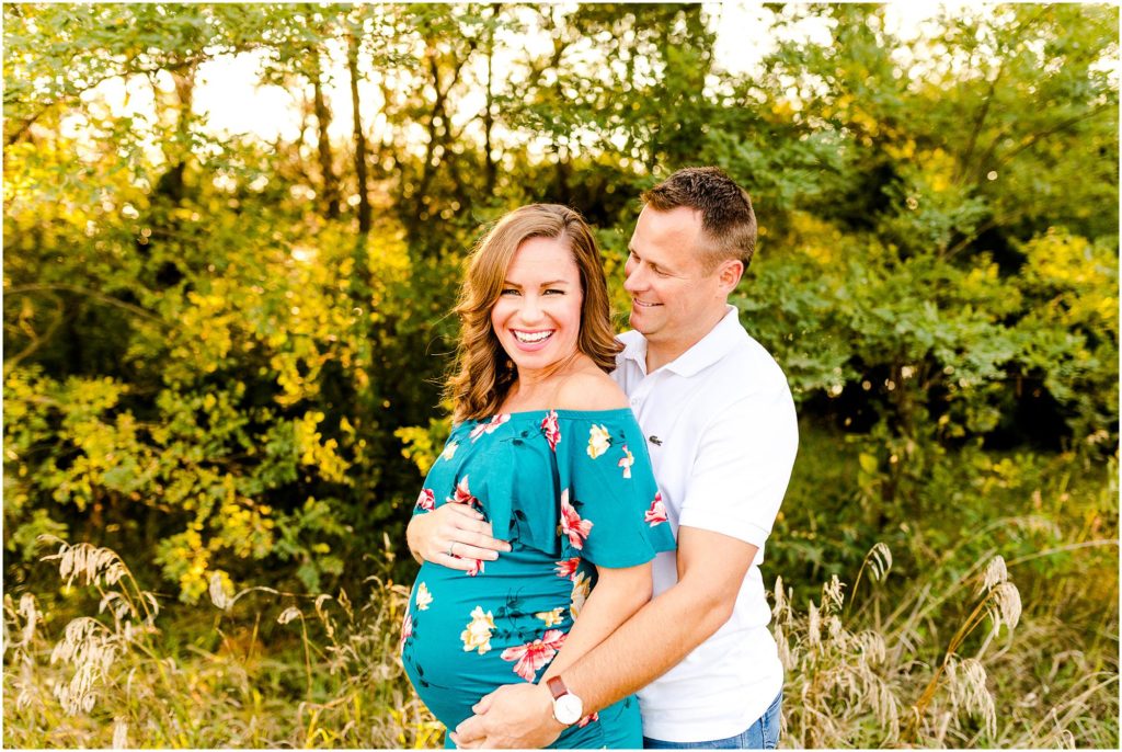 sunset maternity session at Comlara Park with Caitlin and Luke Photography, Bloomington-Normal IL wedding photographers, Illinois maternity photographers, Comlara Park maternity photos