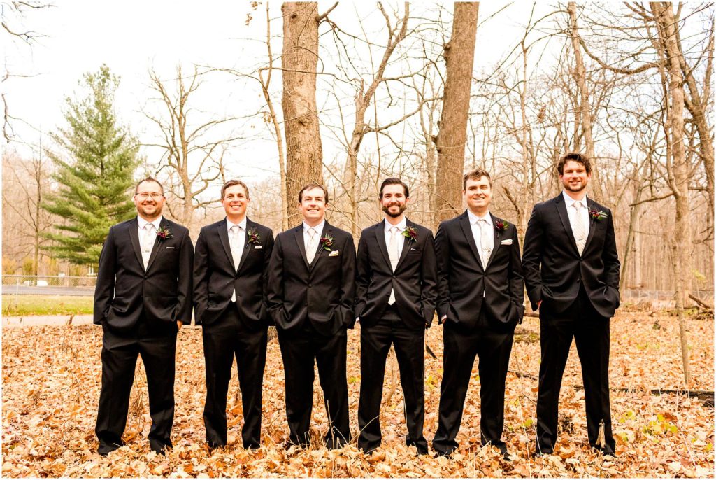 Fall wedding in Illinois at the Crestwicke Country Club photographed by Caitlin and Luke Photography, Bloomington wedding photographers, IL Wedding photographers