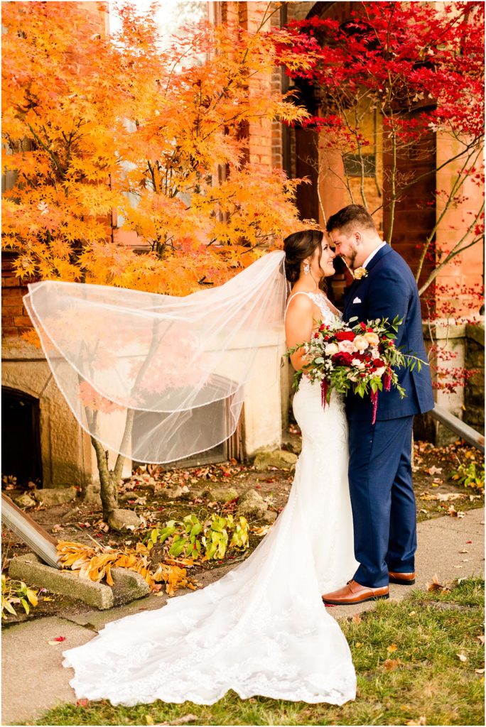 Caitlin and Luke Photography, Bloomington IL Wedding Photographers, Normal IL Wedding Photographers, Illinois wedding photographers, husband and wife wedding photographers