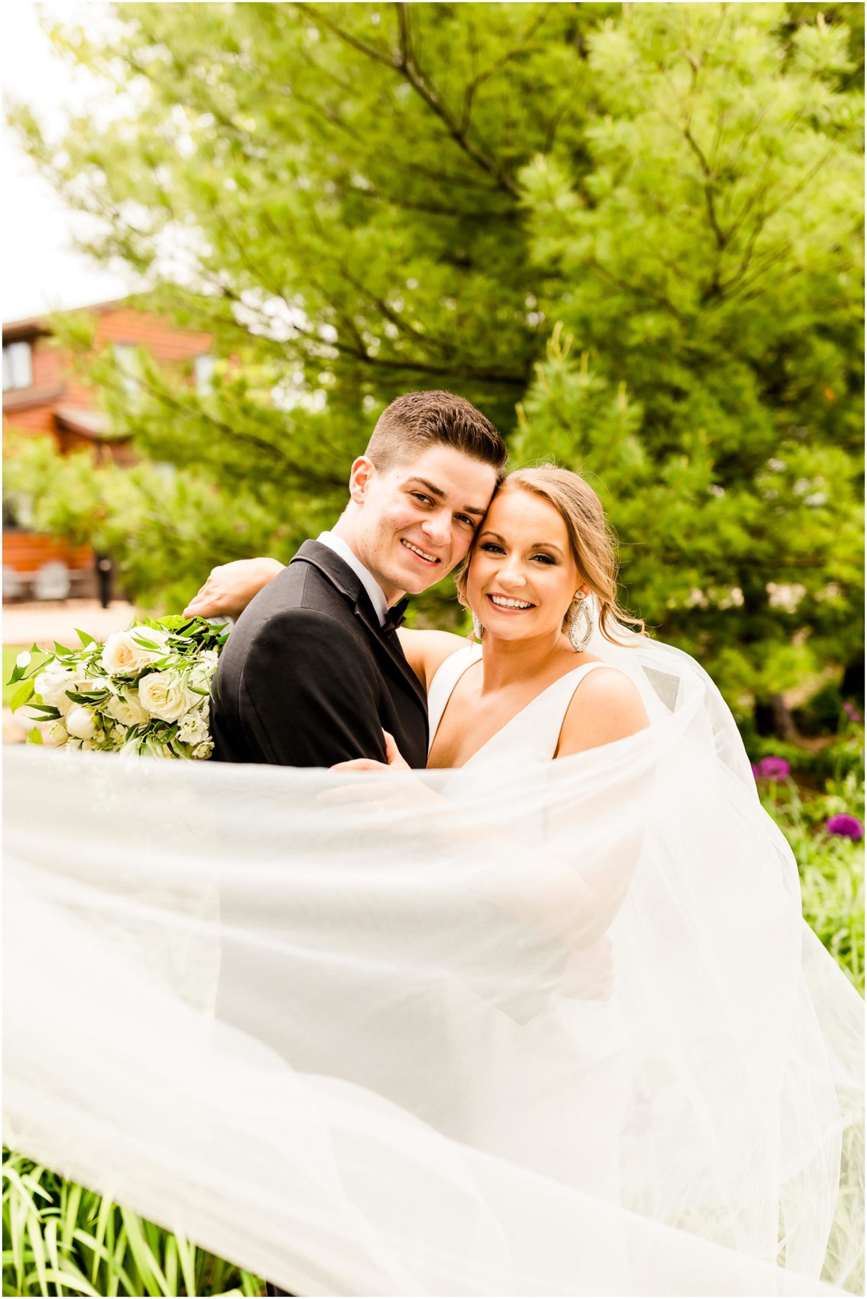 spring Pear Tree Estate wedding photographed by IL wedding photographers Caitlin and Luke Photography, Champaign Illinois wedding day